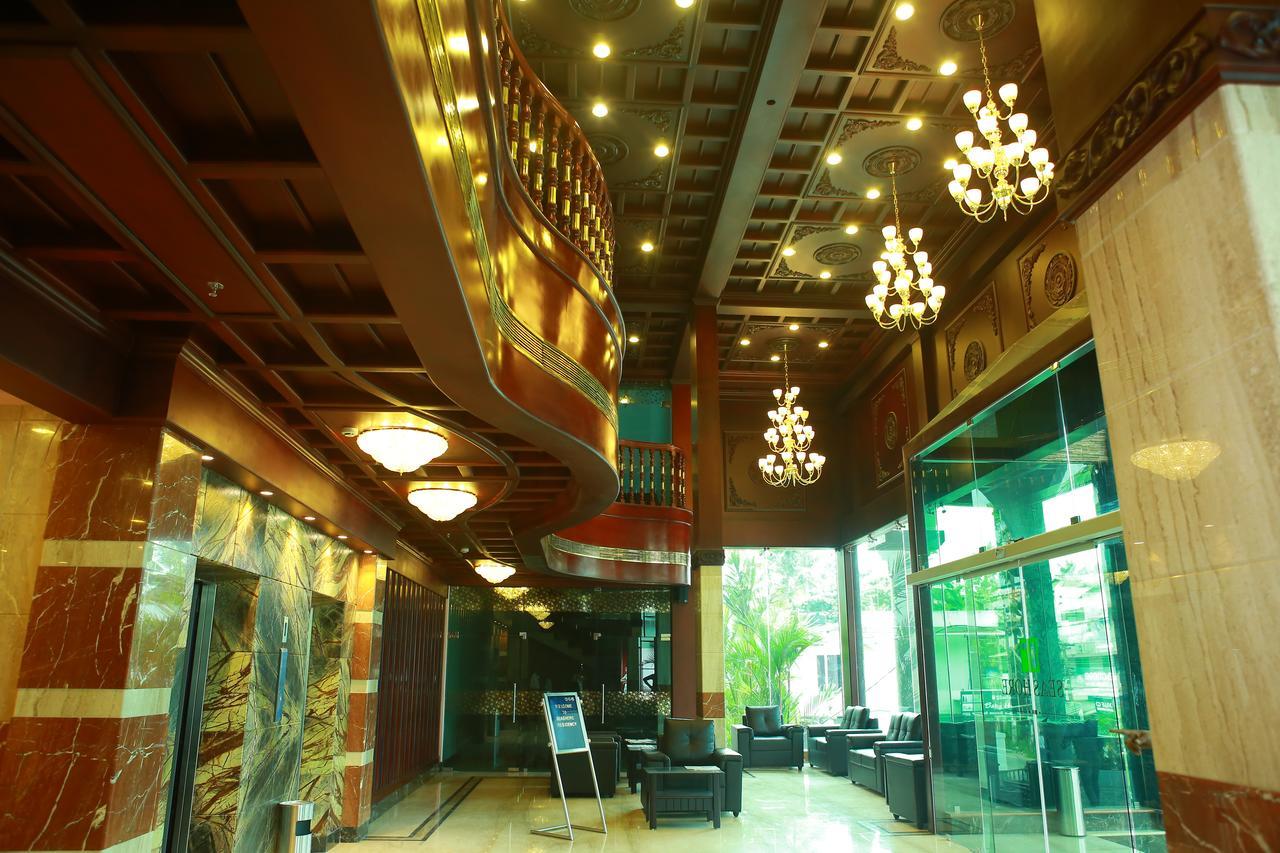 Seashore Residency Kodungallur Bagian luar foto