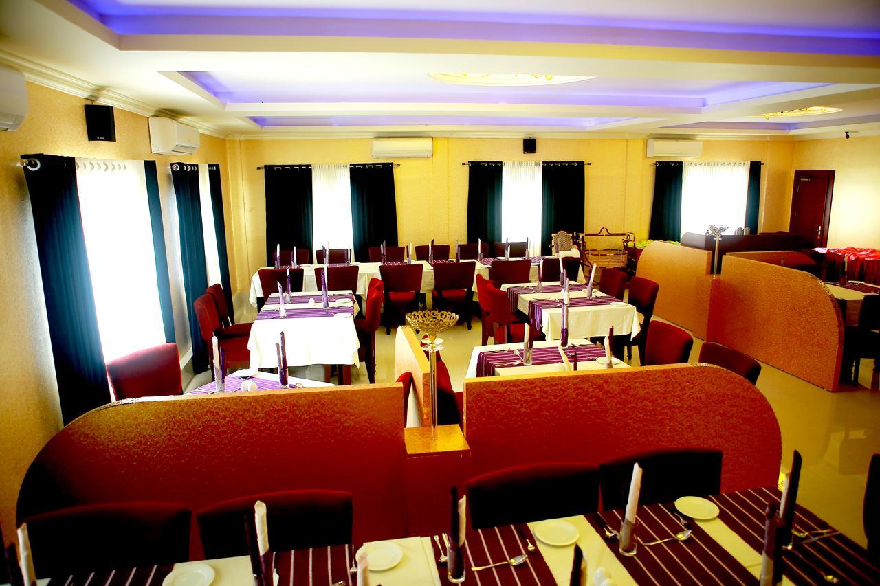 Seashore Residency Kodungallur Bagian luar foto