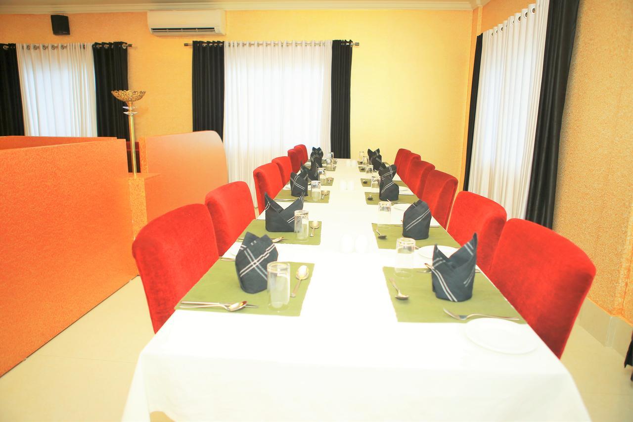 Seashore Residency Kodungallur Bagian luar foto