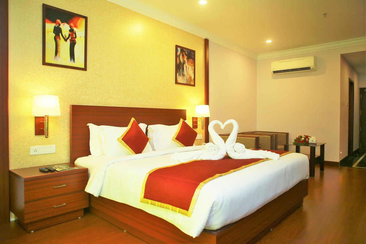 Seashore Residency Kodungallur Bagian luar foto