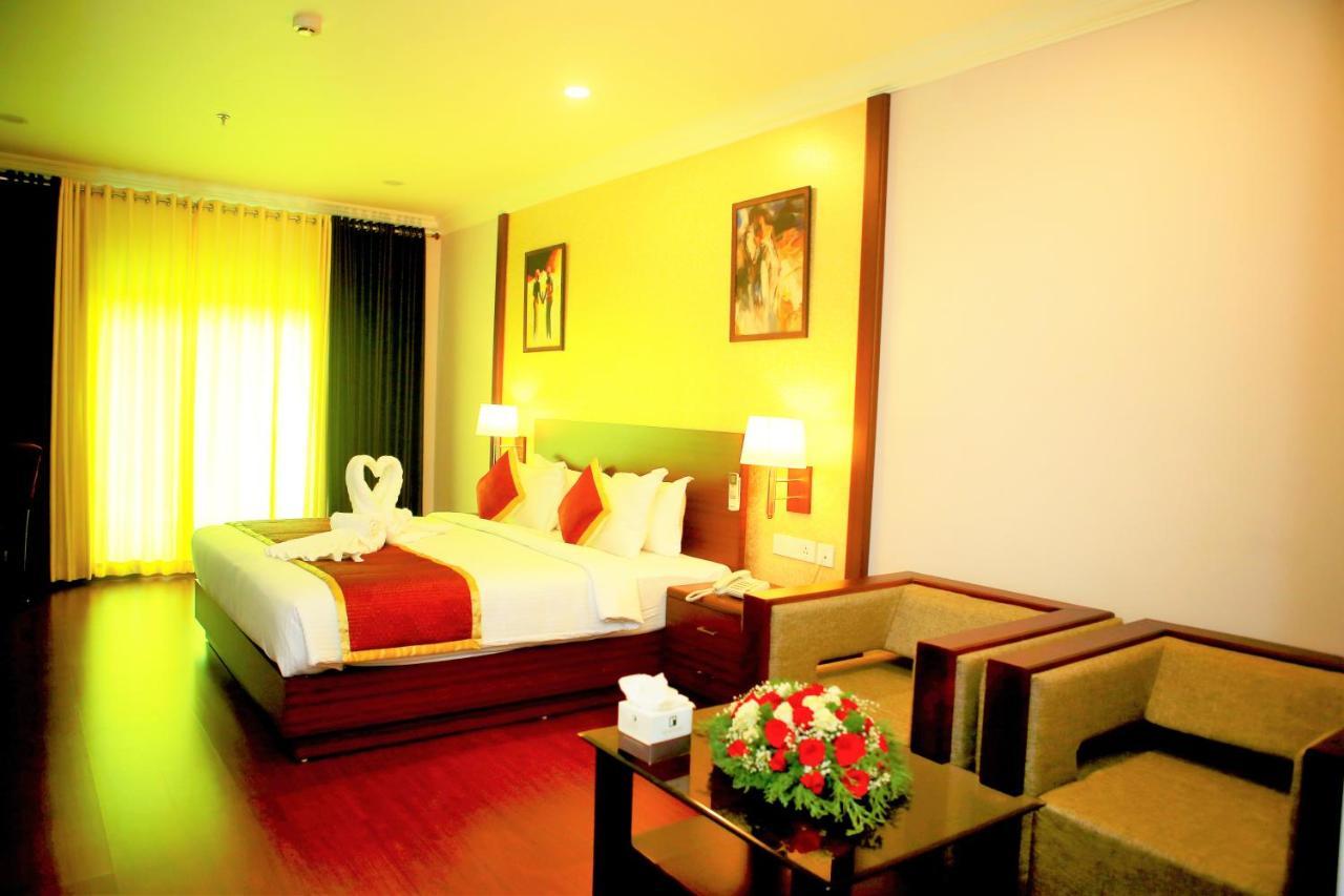 Seashore Residency Kodungallur Bagian luar foto